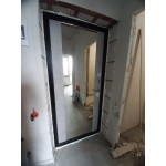Входная дверь LOFT зеркало максимум бетон светлый