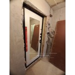 Входная дверь GRAND с зеркалом максимум бетон светлый